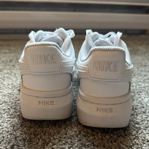 Nike’s - Picture 5 of 8